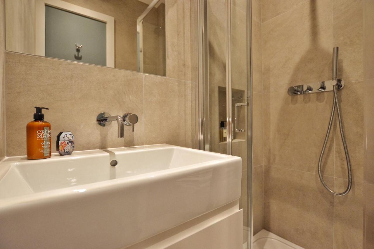 Raised ground floor Double Studio