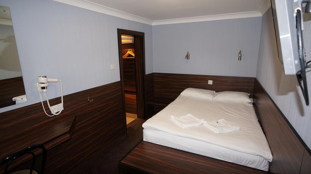 Double Room,109742850:JPEG