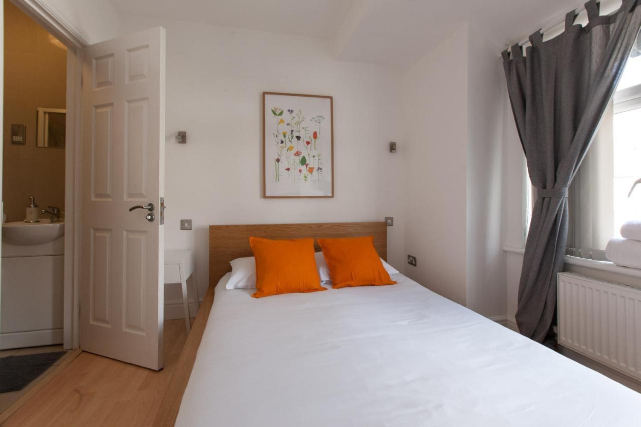 Double Room Private Bathroom