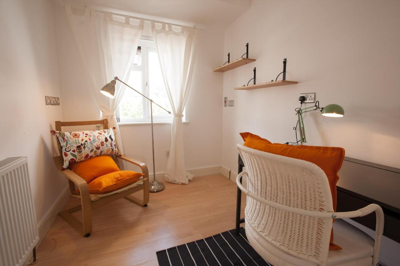 Single Room Private Bathroom