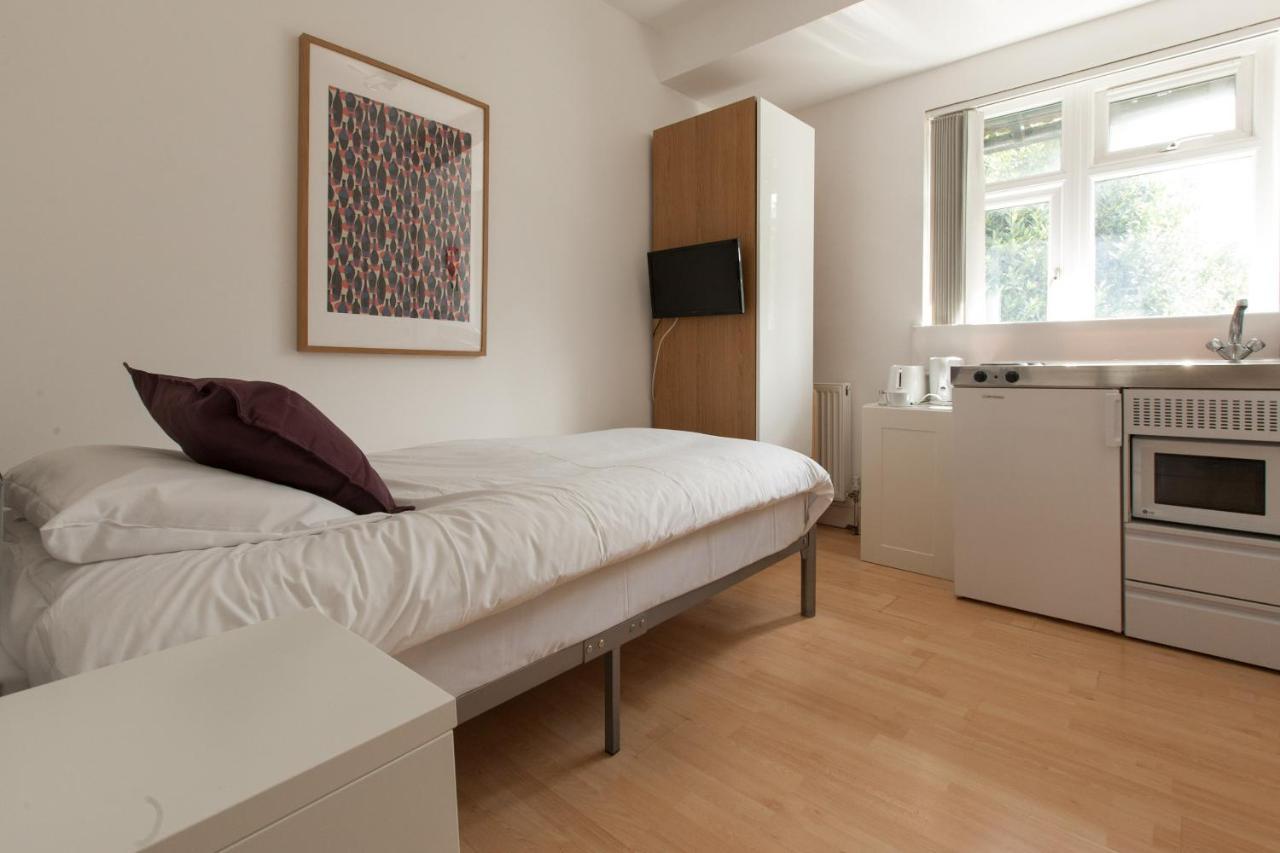 Single Room Private Bathroom