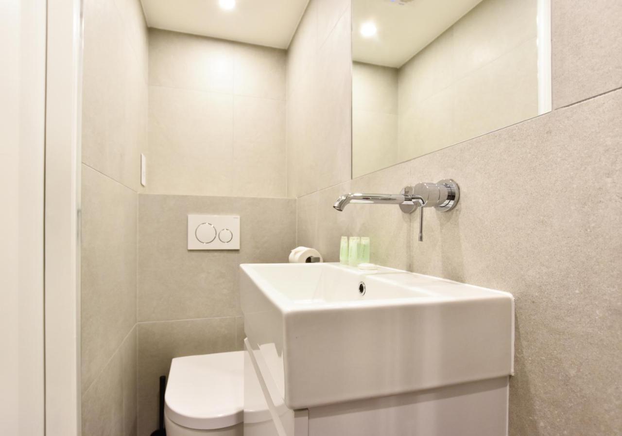 Lower Ground Floor Budget Studio
