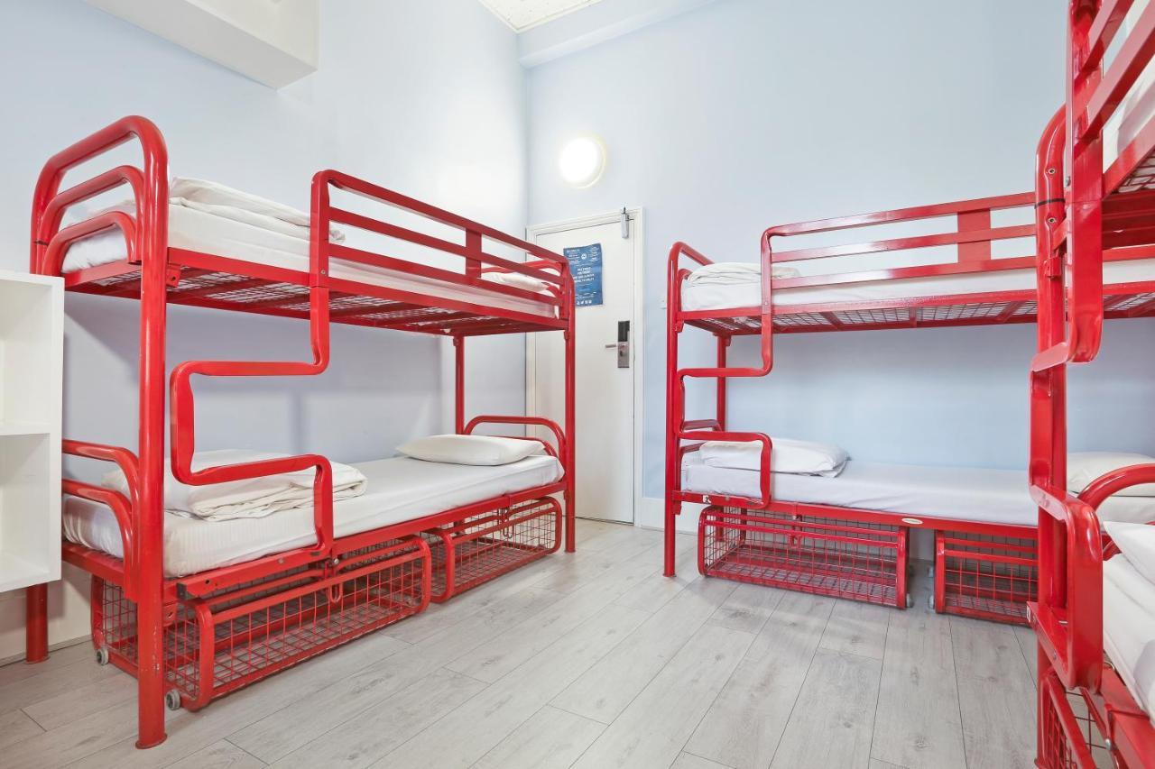 Bed 10-Bed Female Dorm Ensuite 18–40 years