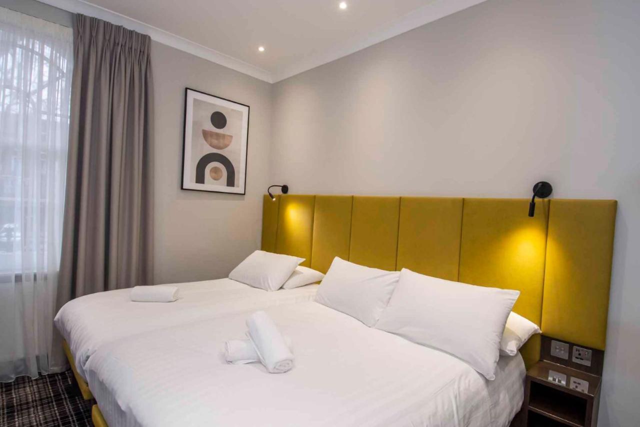 Double Room Extra Single Bed