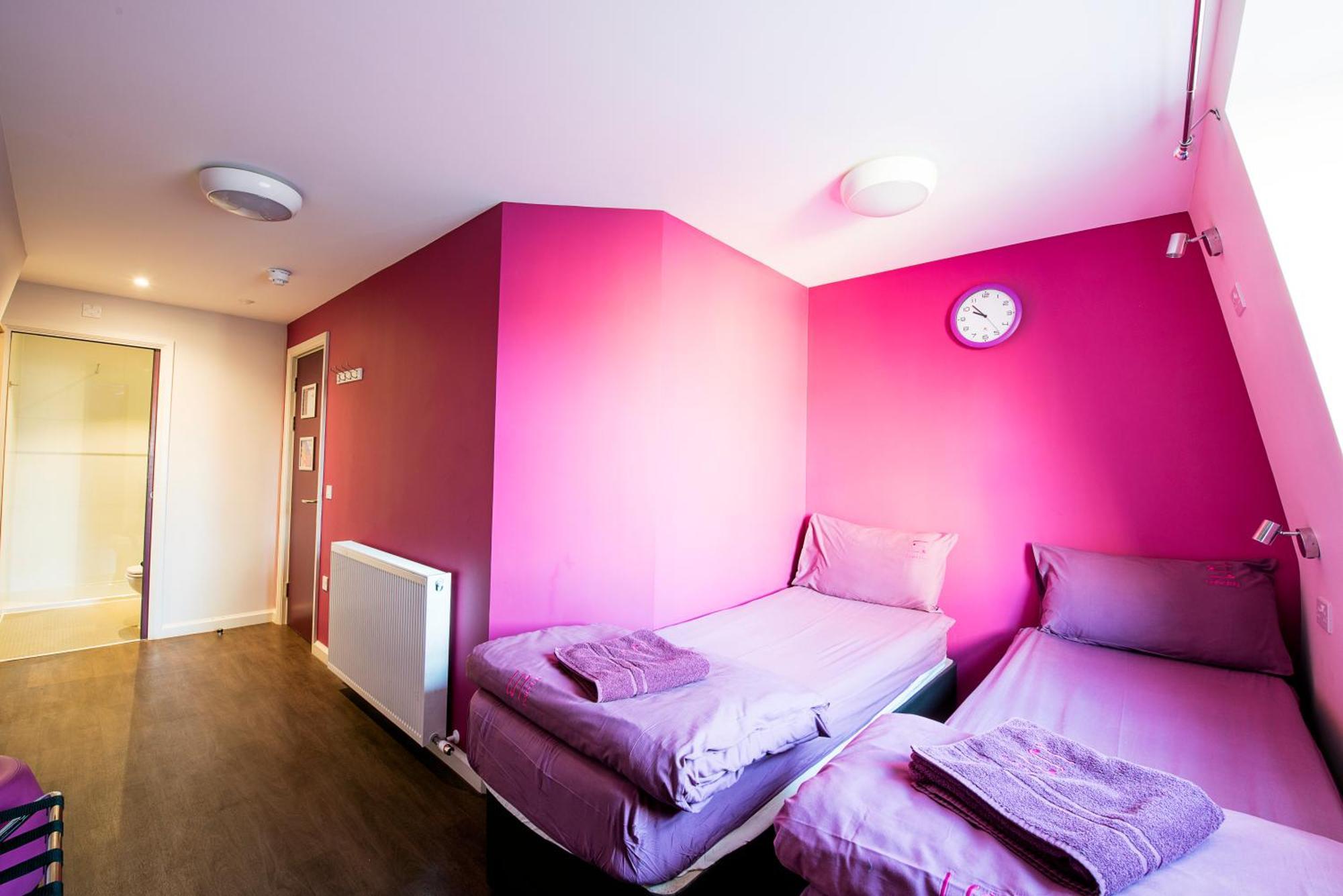 Twin Room Ensuite