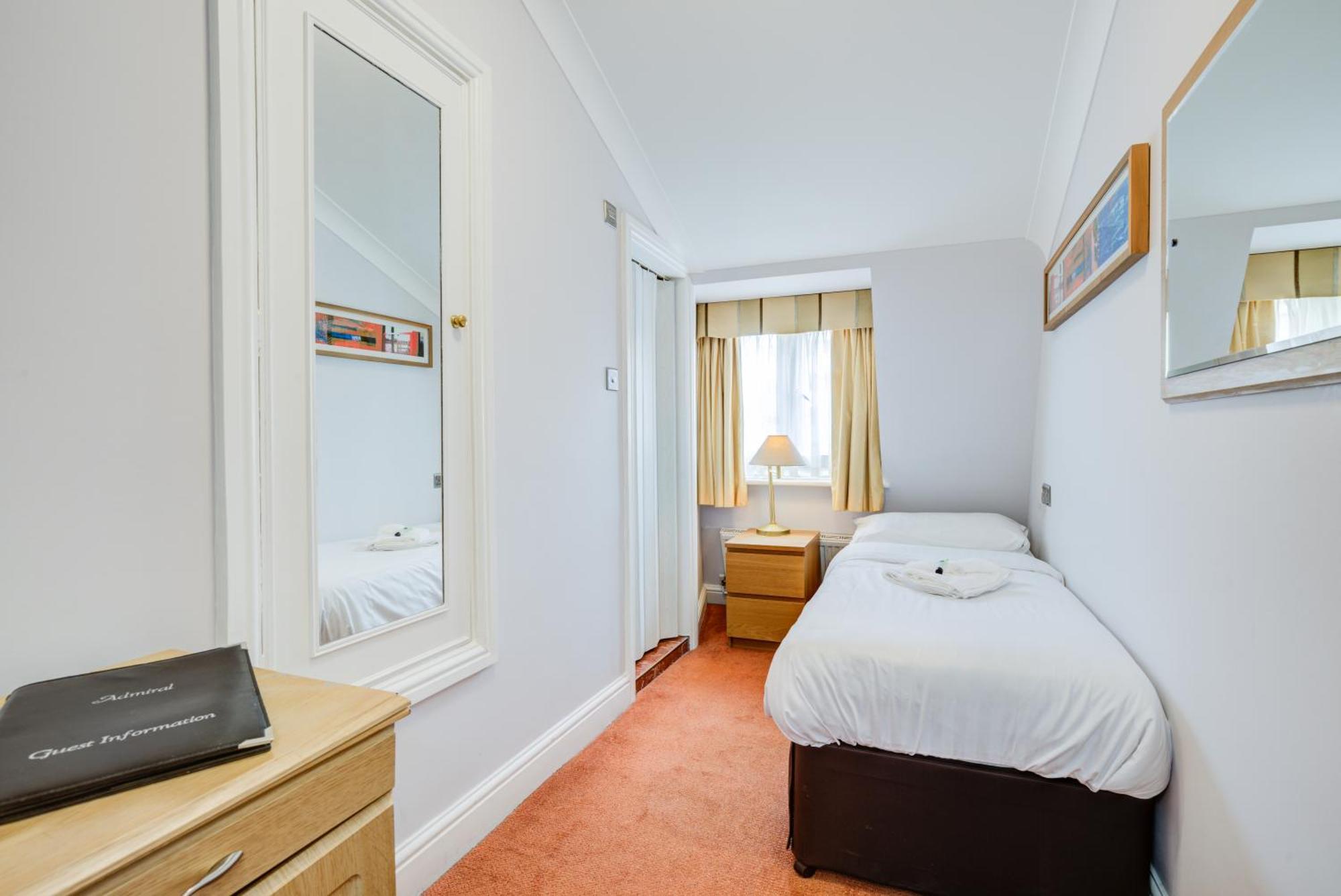 Standard Single Room