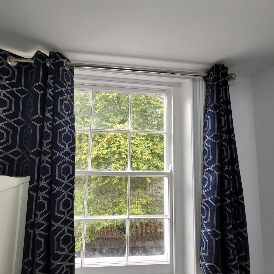 Single Room Private Bathroom