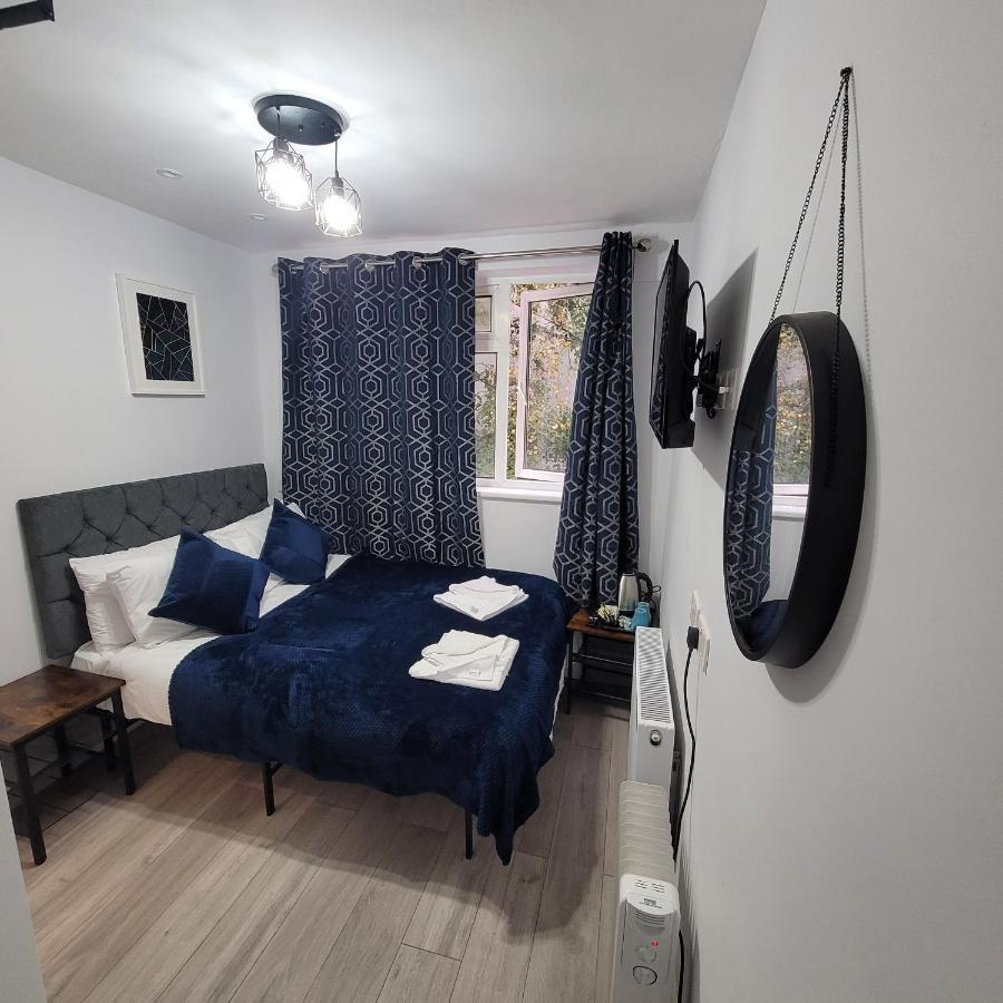 Double Room Private Bathroom