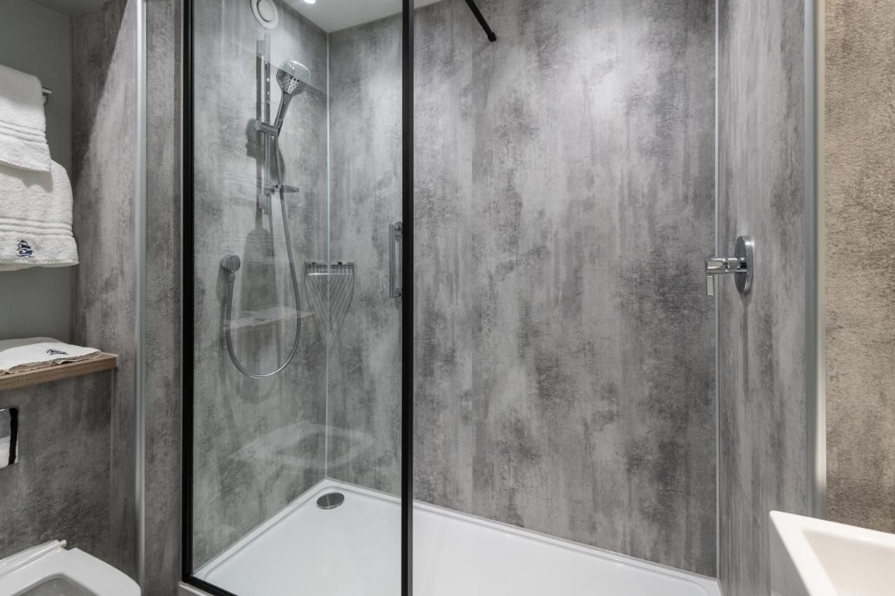 Standard Plus Triple Room