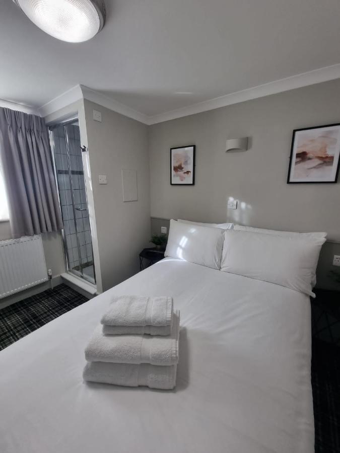 Single Room Shared Toilet