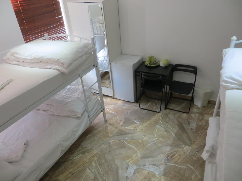 Bed 4-Bed Mixed Dormitory