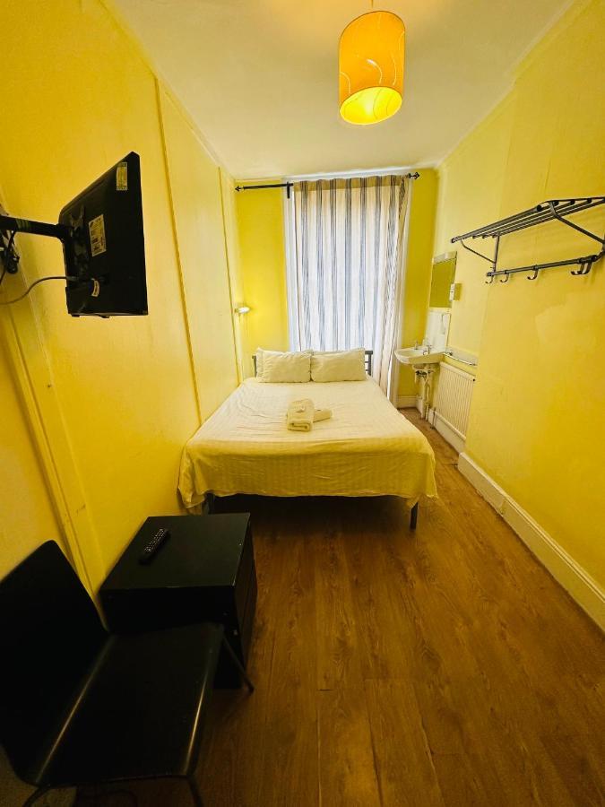 Basic Double Room