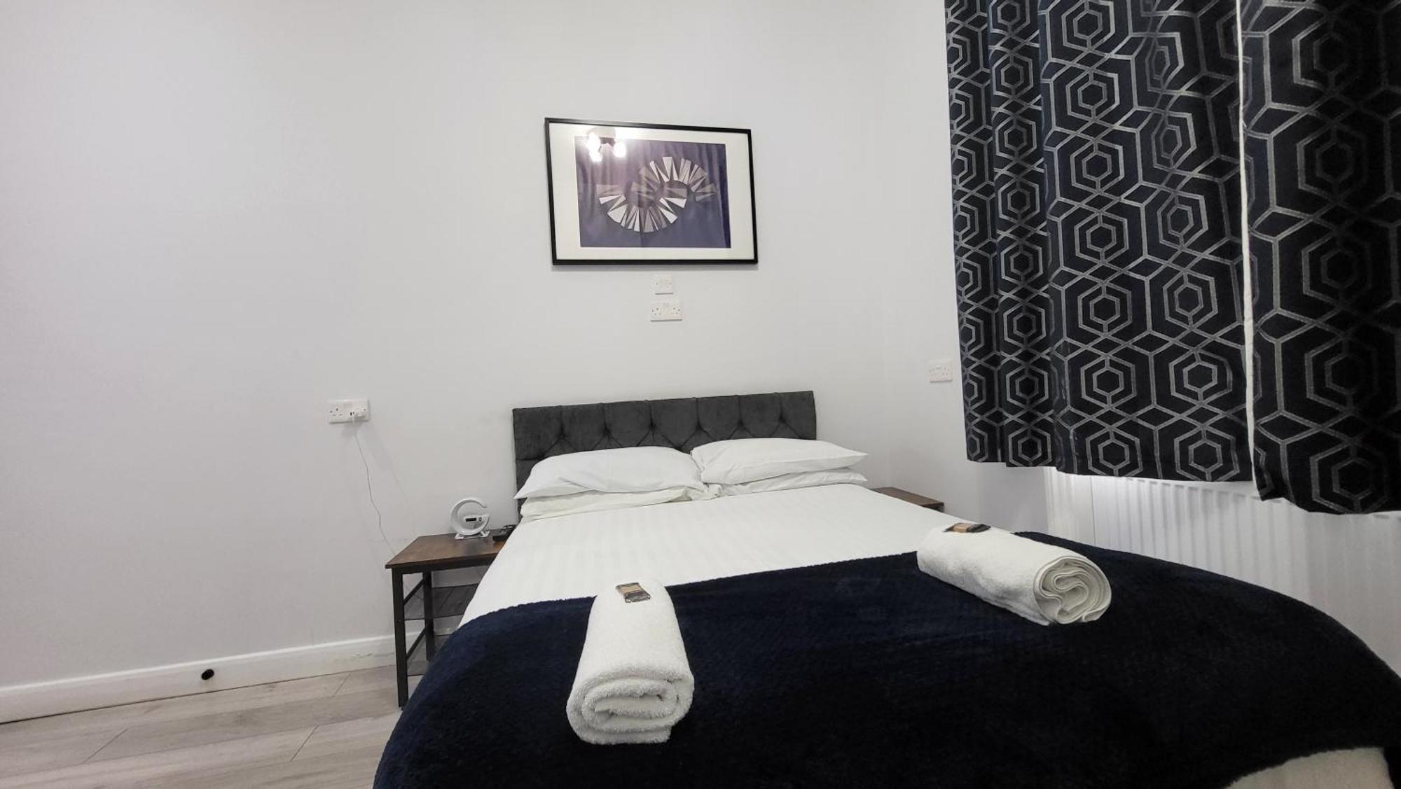 Double Room Private Bathroom