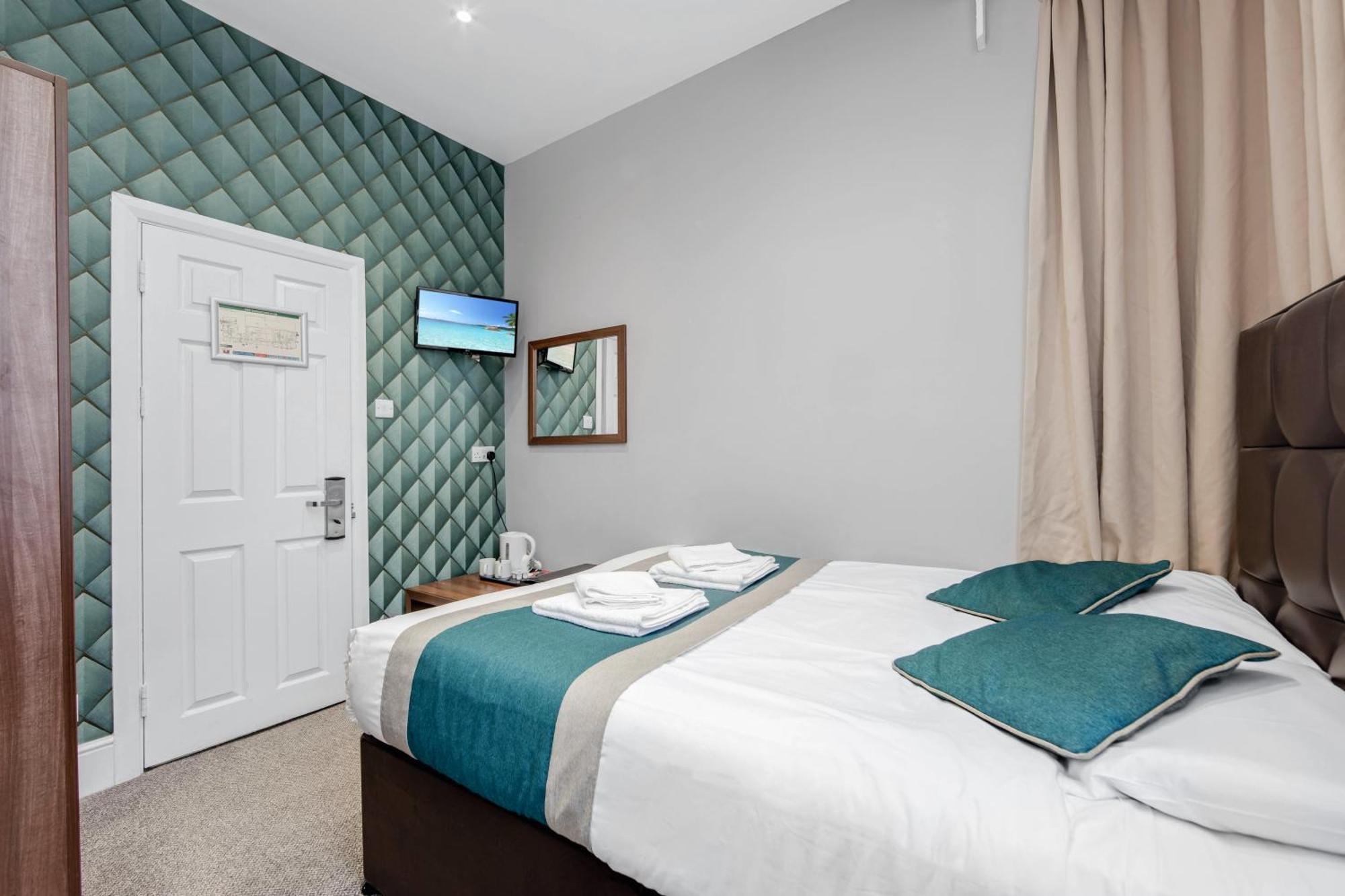 Small Double Room