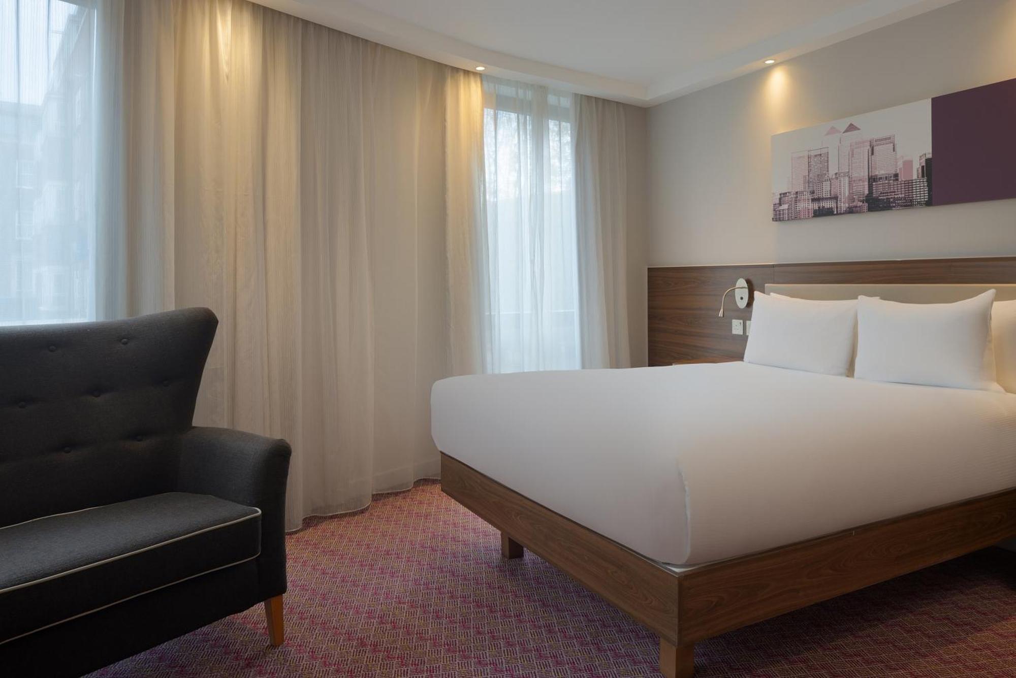 Queen Room City View Disability Access