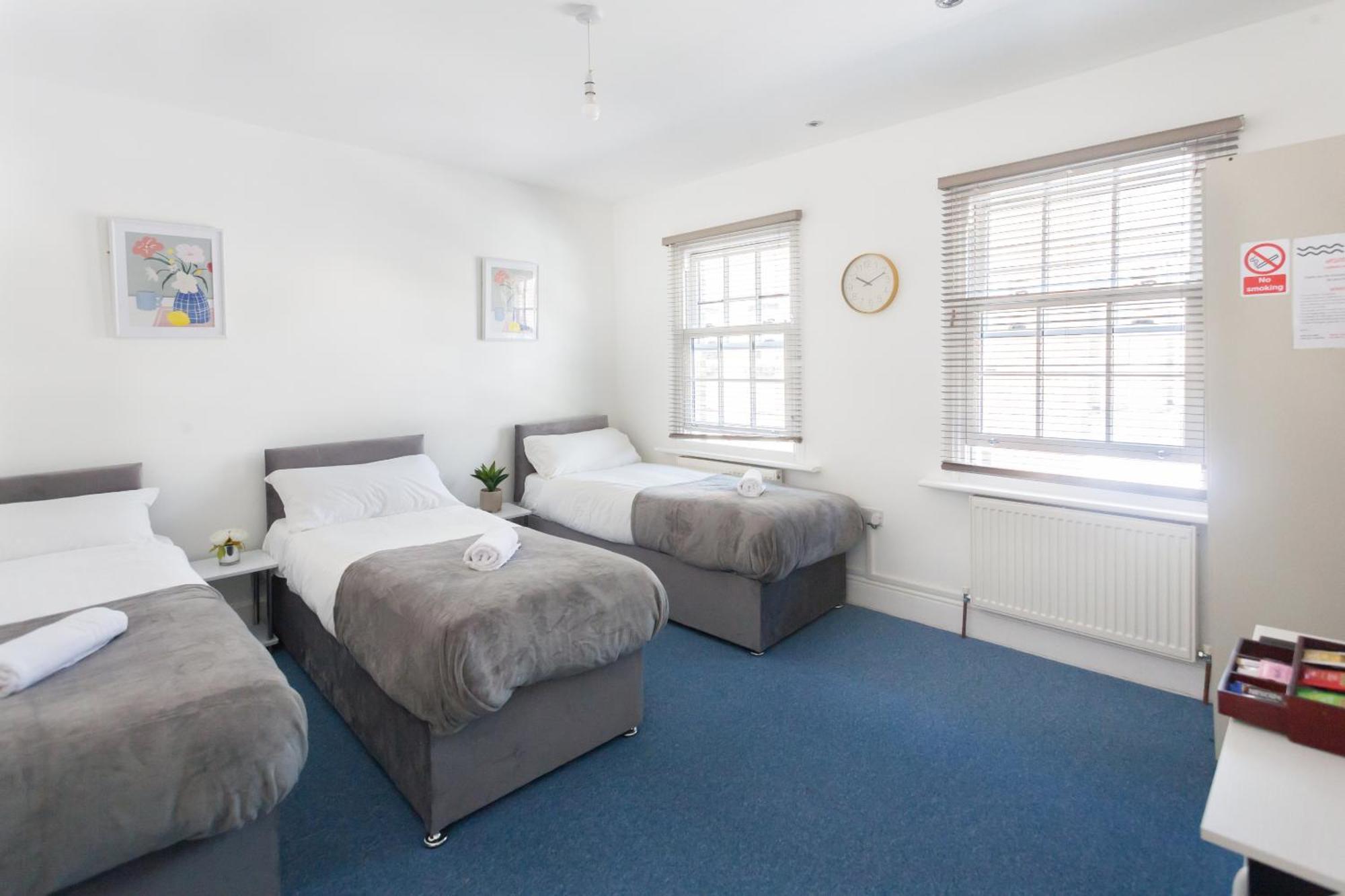 Triple Room with Shared Bathroom