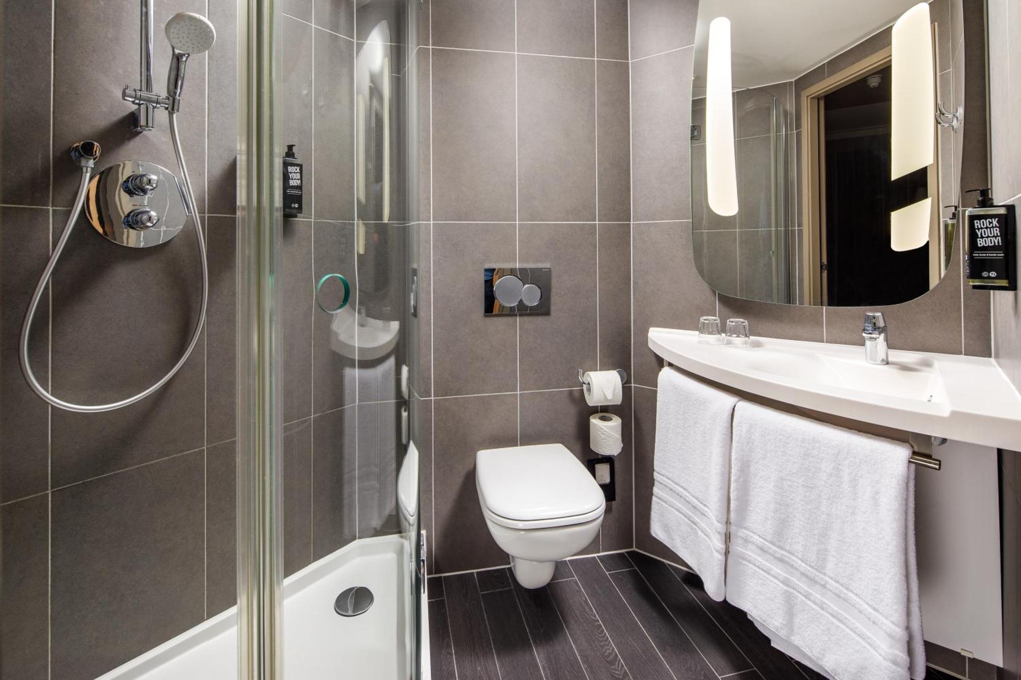 Superior Double Room,1692067712:JPEG