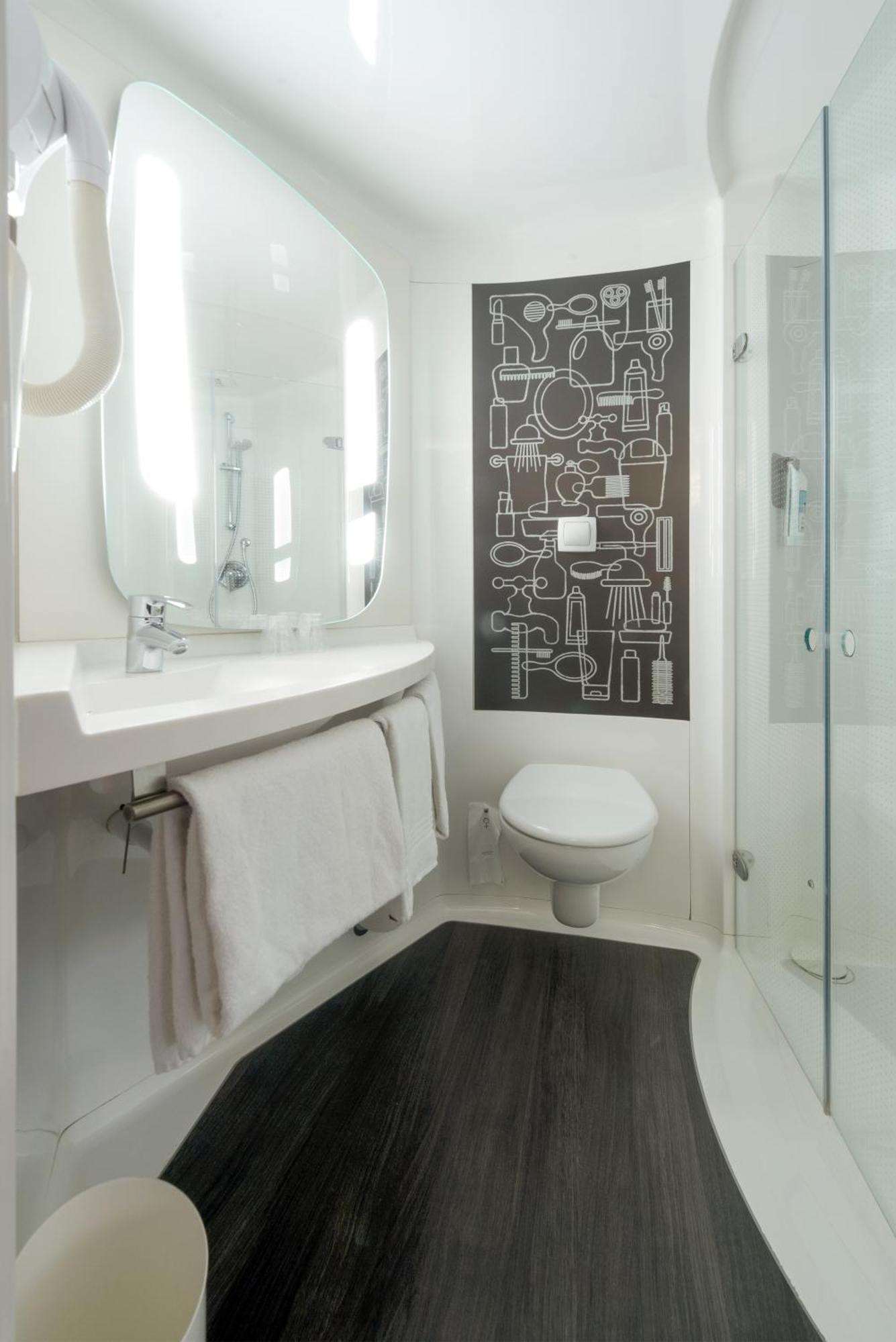 Double Sweet Room by Ibis