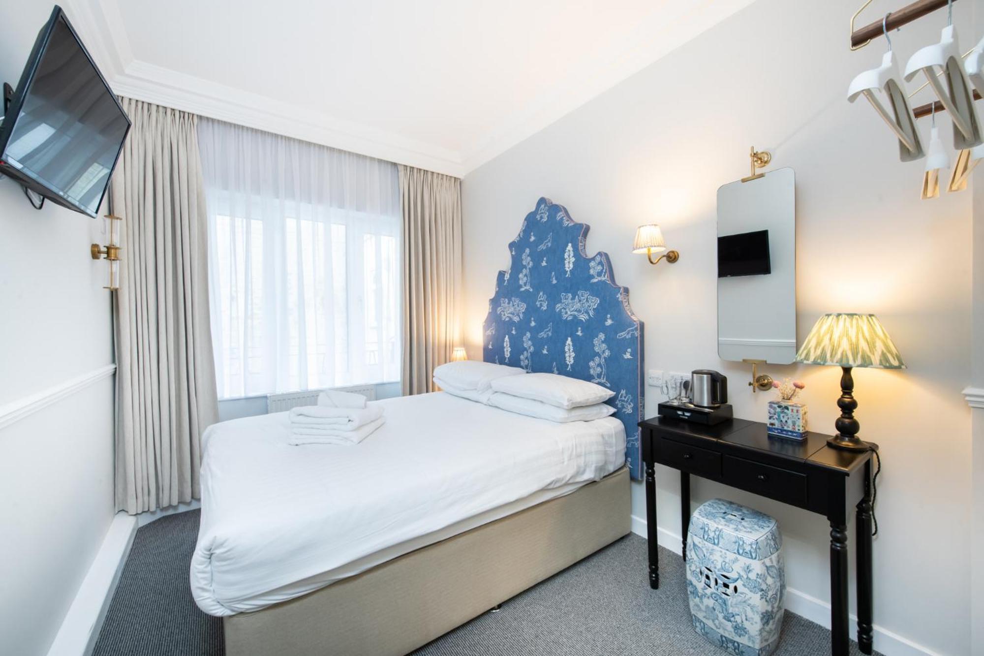 Americana Double Room