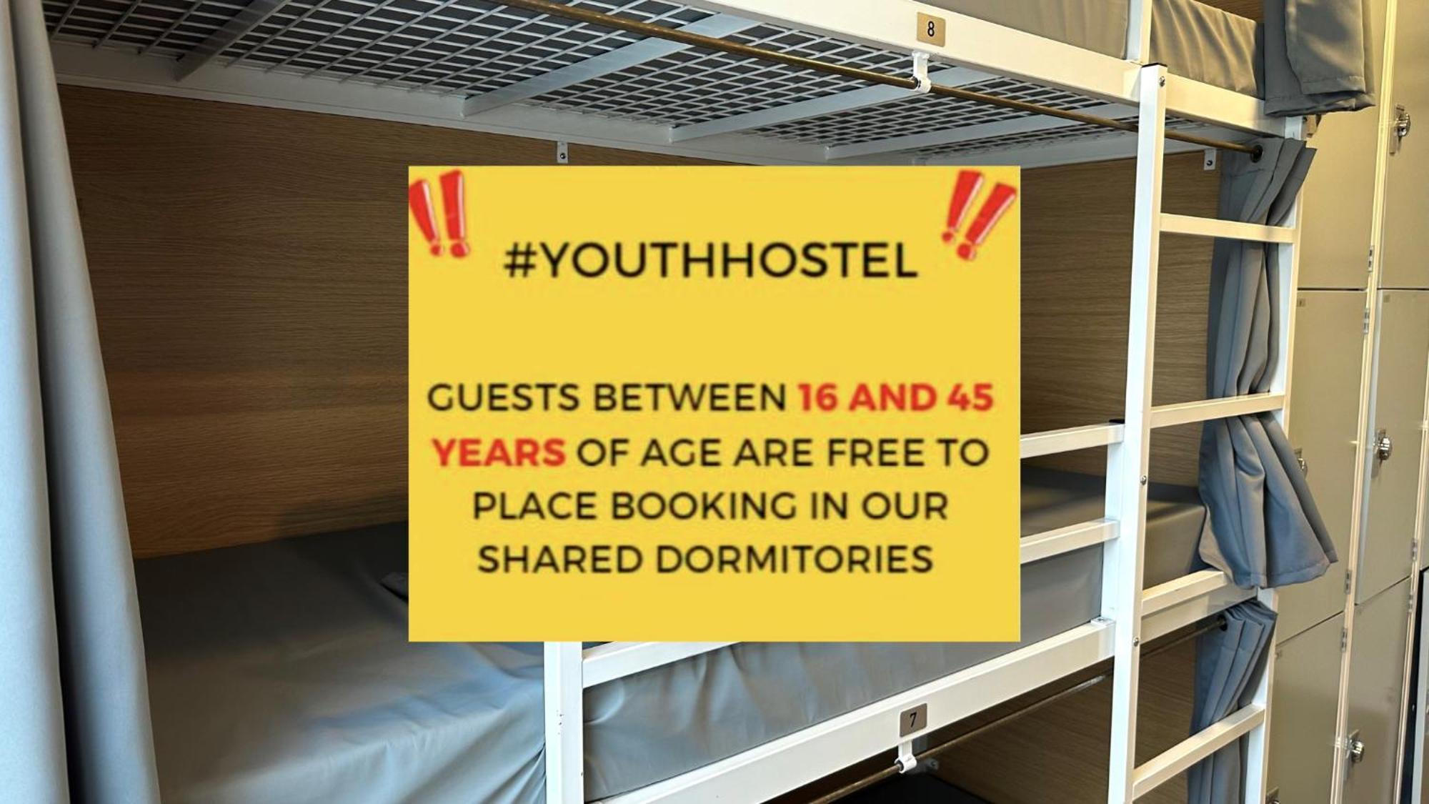 Bed 6-Bed Mixed Dormitory Room Private Bathroom 18-45 Years