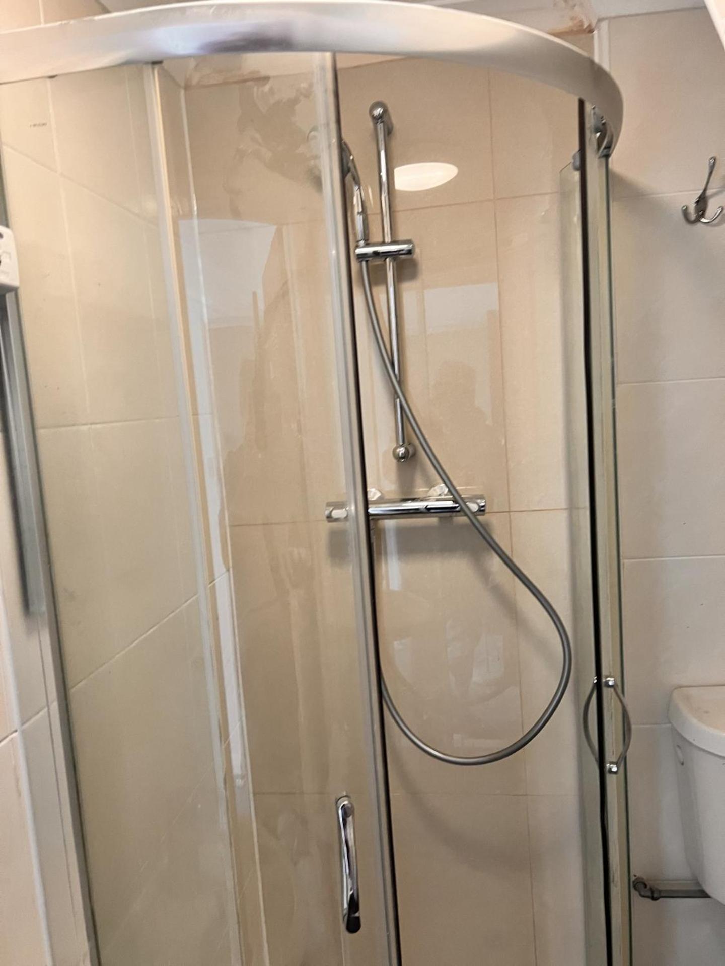 Triple Room with Bathroom