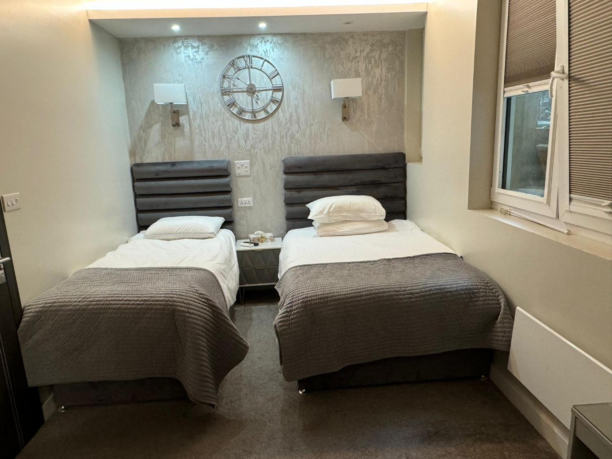 Comfort Triple Room