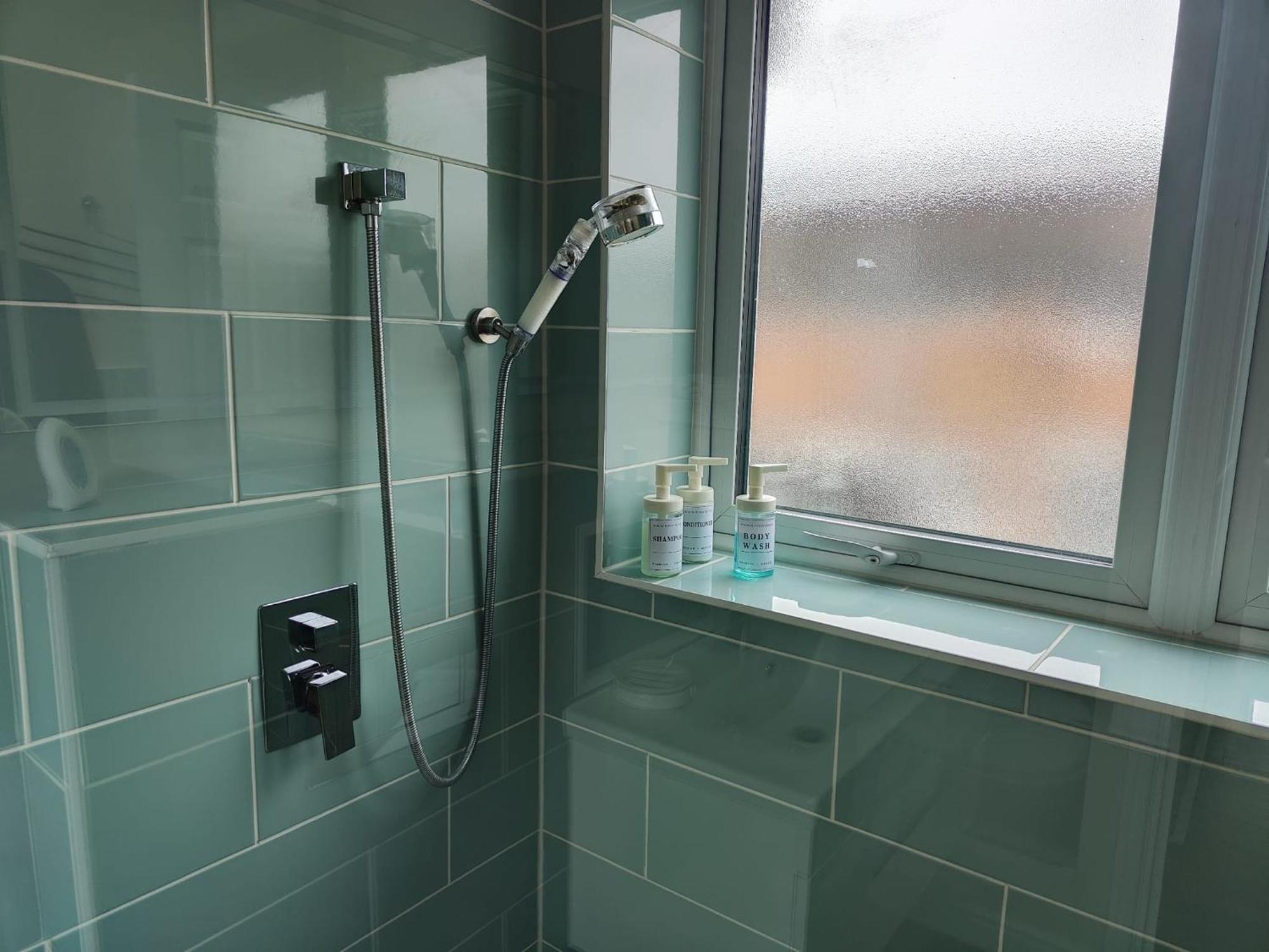 Single Room Bathroom
