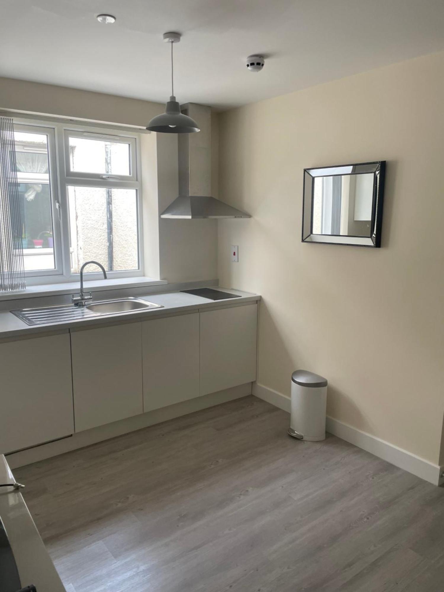 One-Bedroom Apartment - Non-Smoking