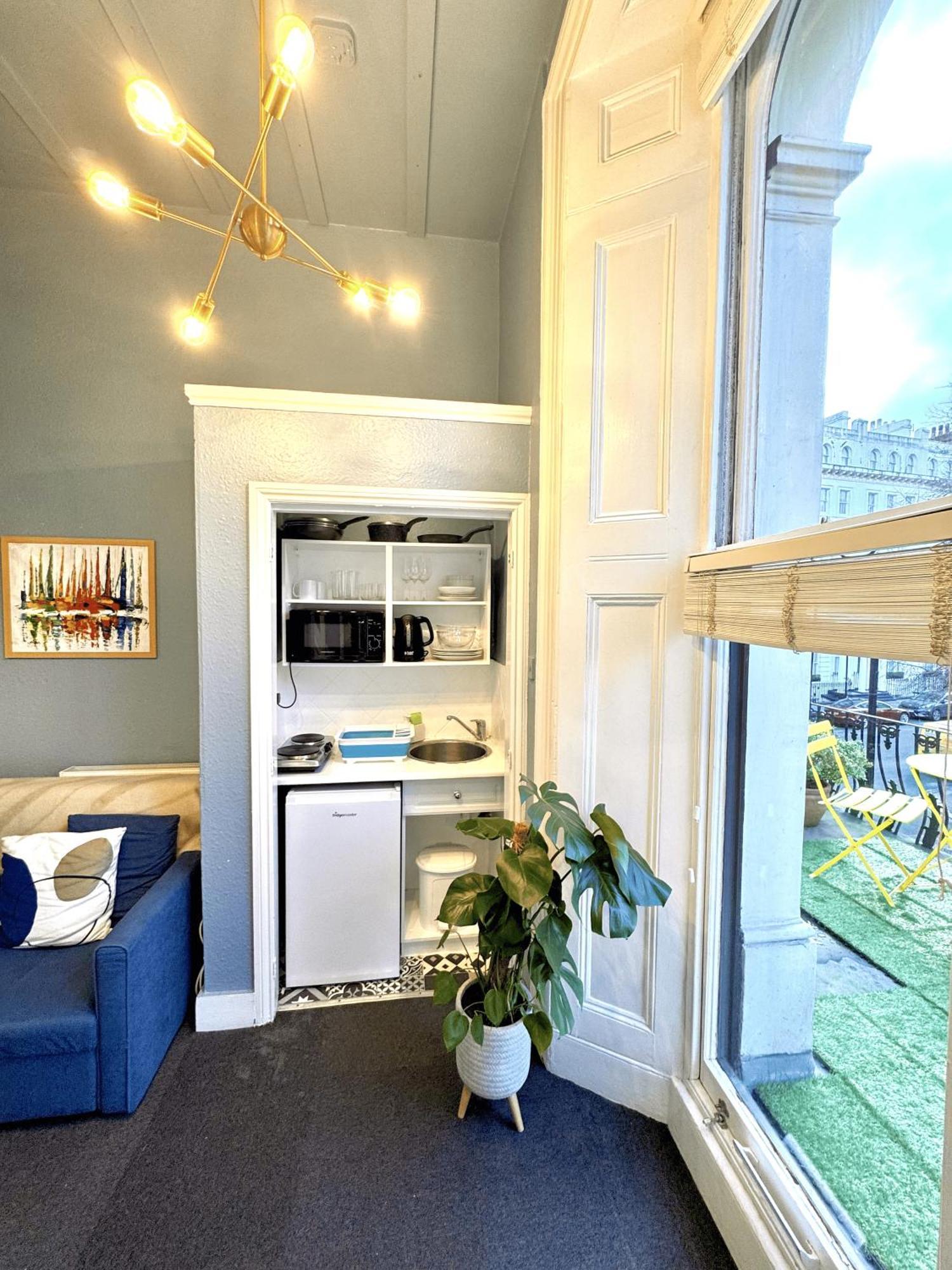 Studio Split Level
