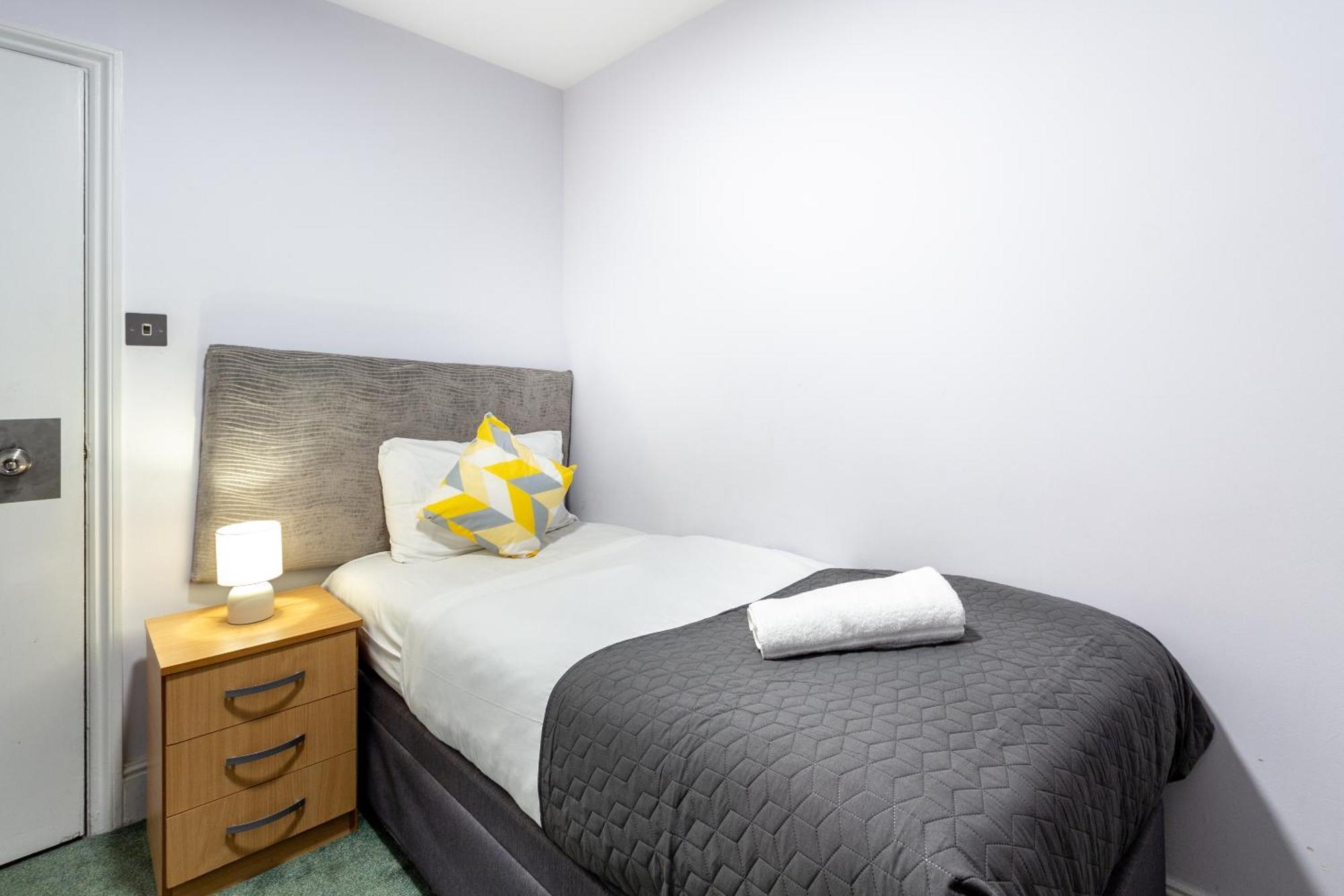 Budget Single Room