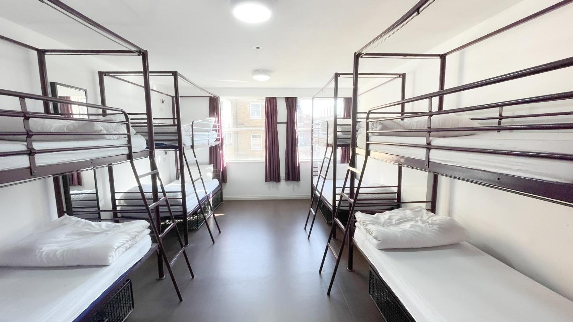 Bed 8-Bed Mixed Dorm Ensuite,1652764222:JPEG