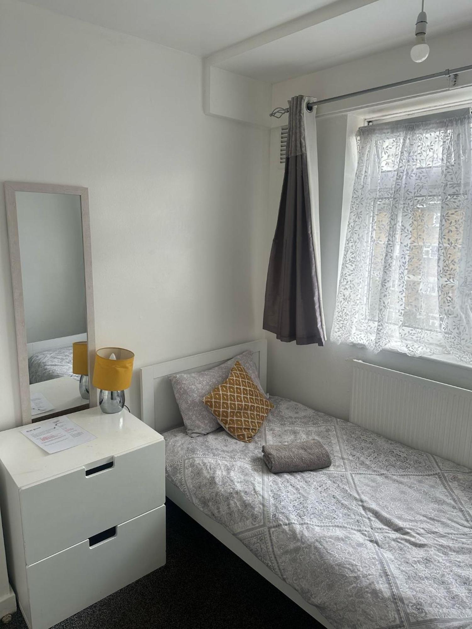 Budget Single Room