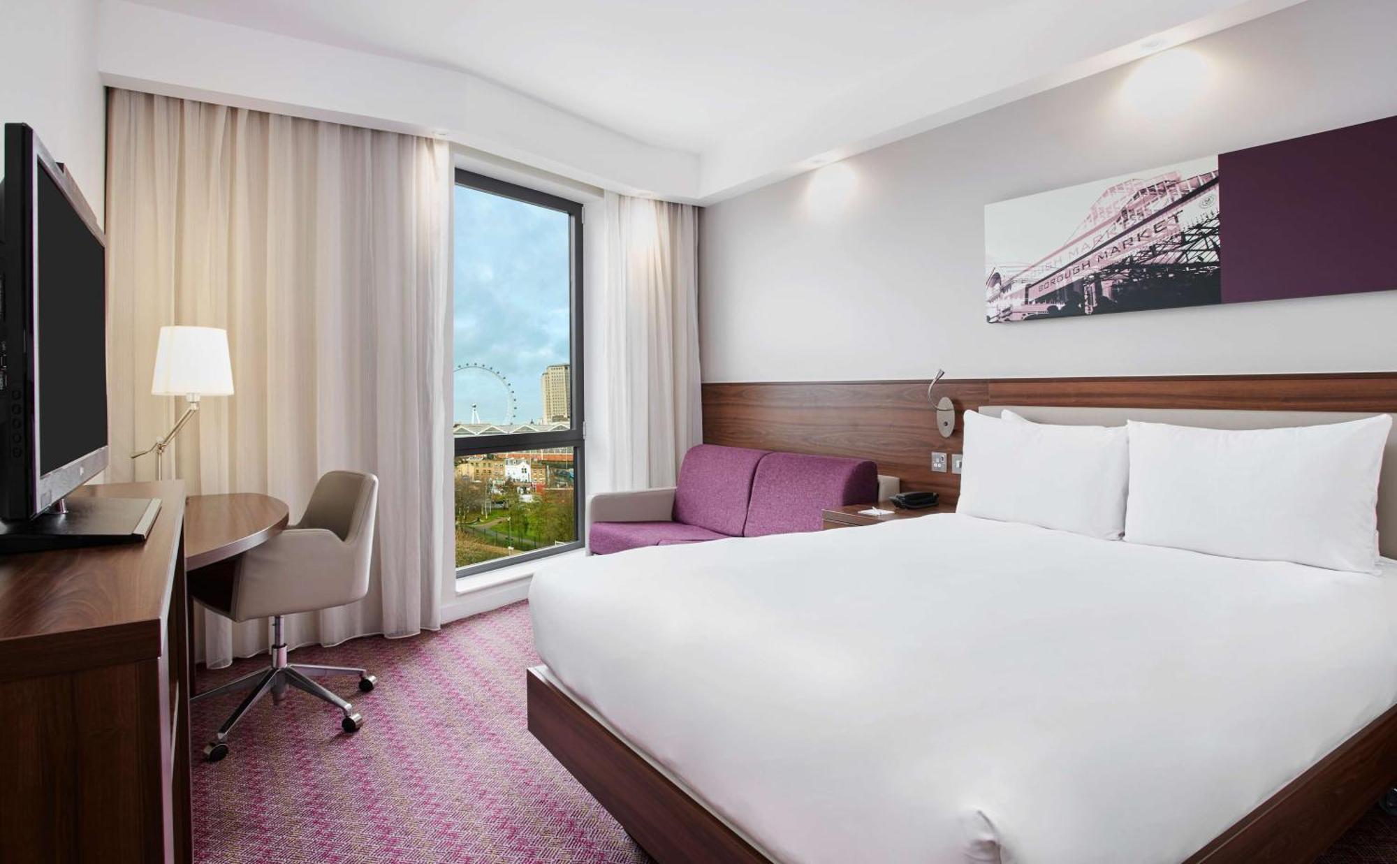 Queen Room Sofa Bed City View