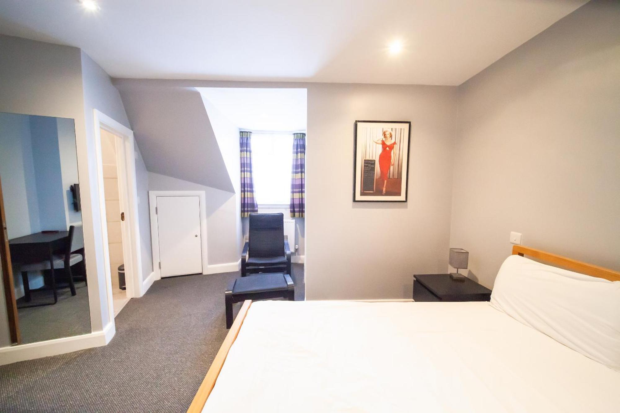 Deluxe Triple Room,1657874515:JPEG