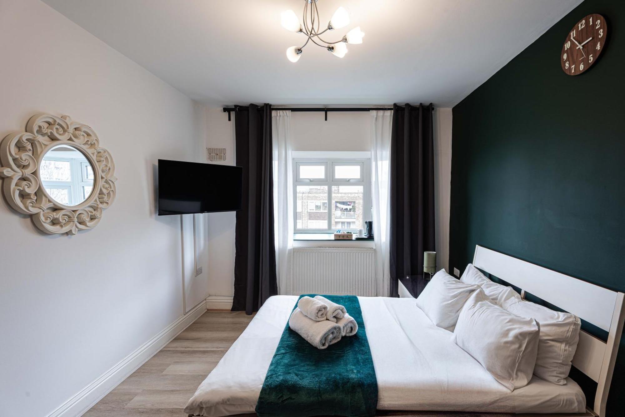 Ensuite Budget Double Room