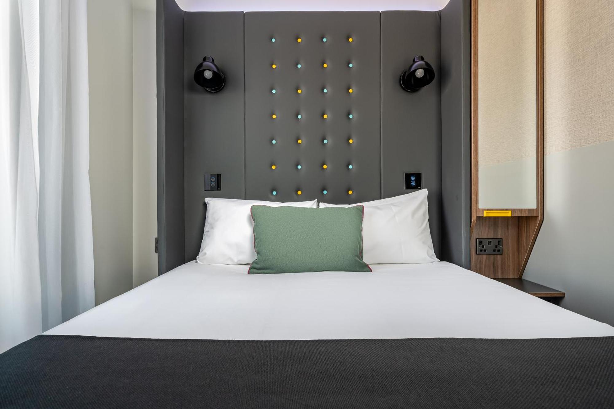 Double Room With Window,1674739900:JPEG