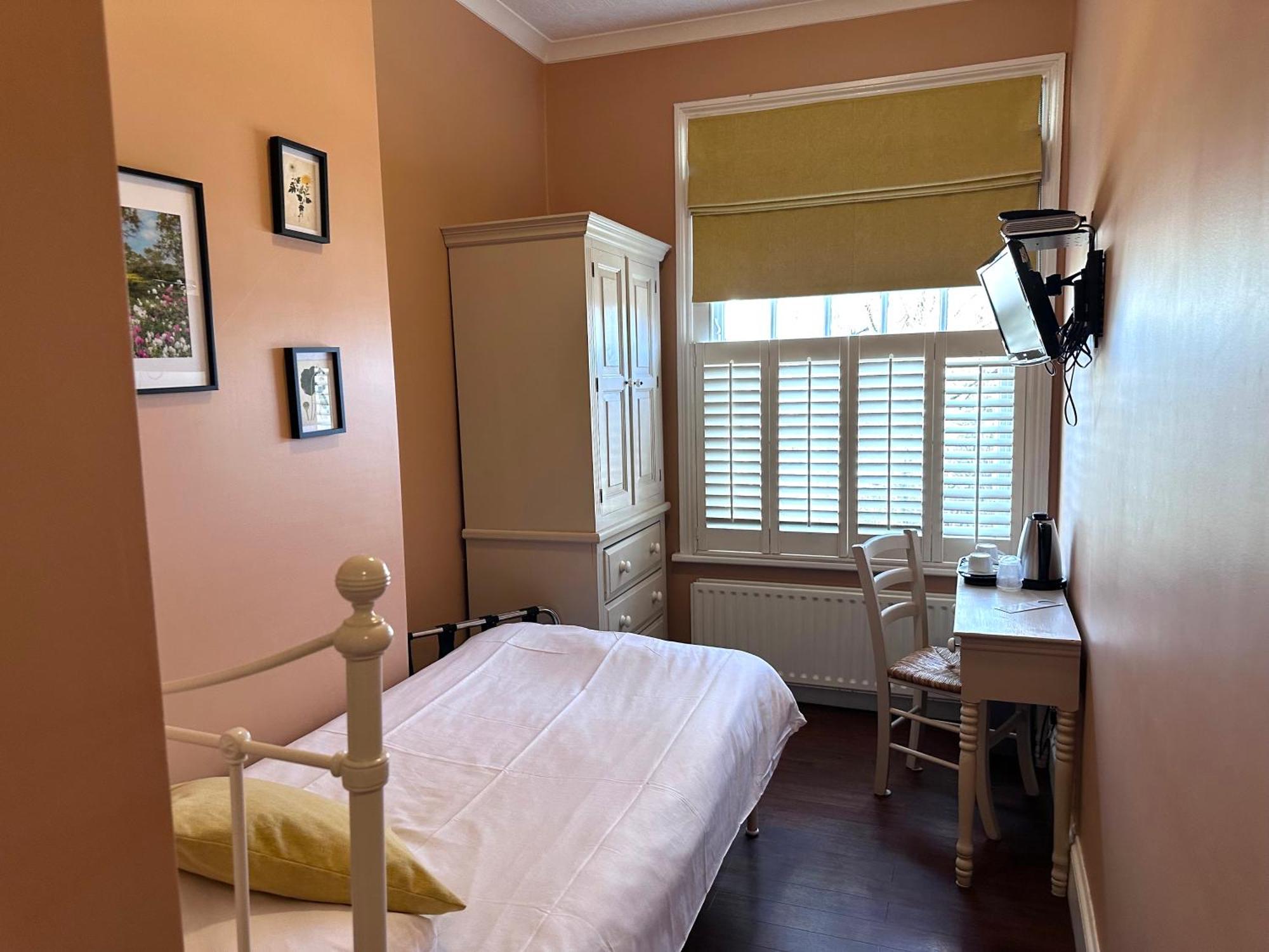 Standard Single Room,1697920390:JPEG