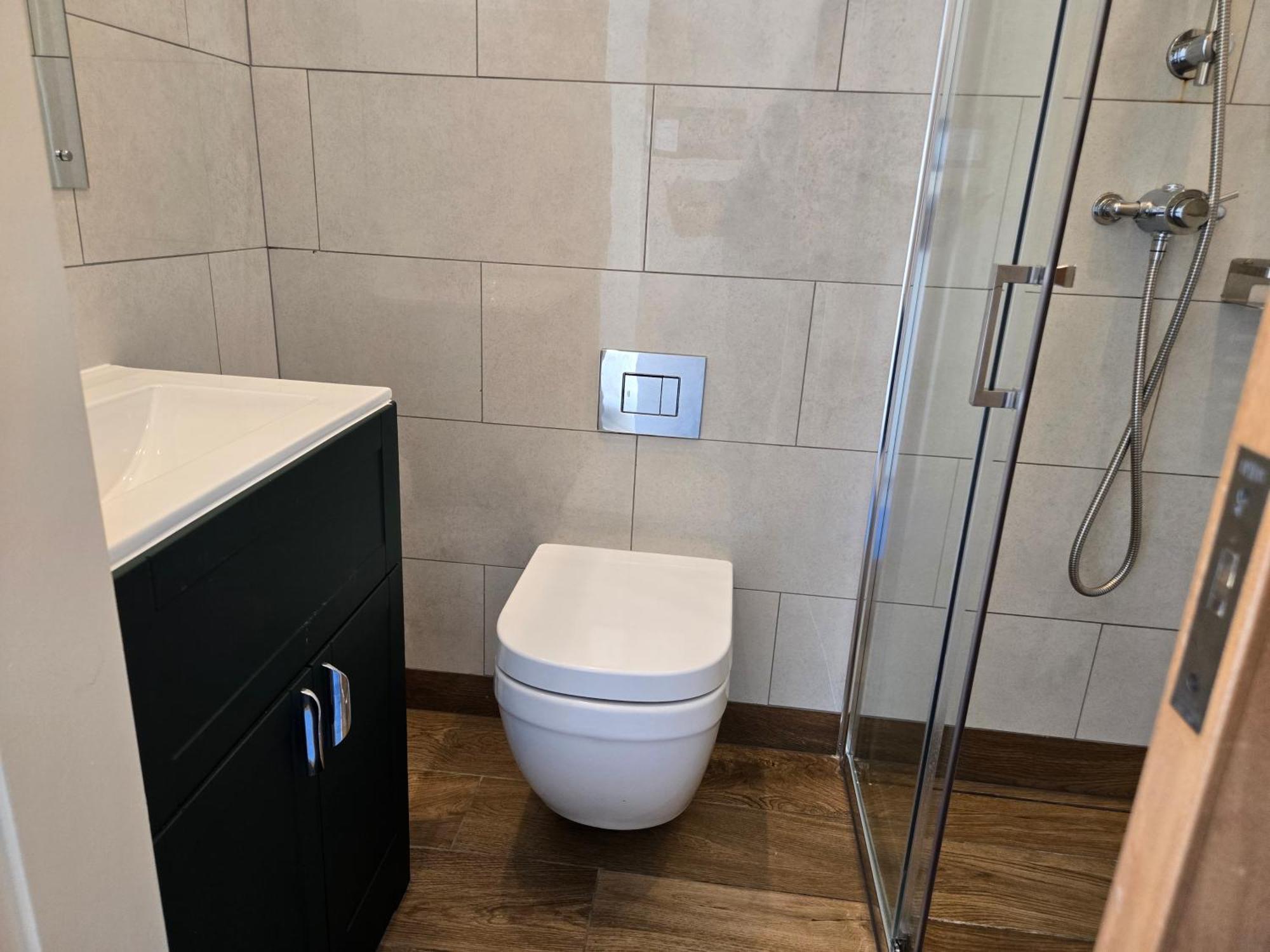 Double Room Private Bathroom