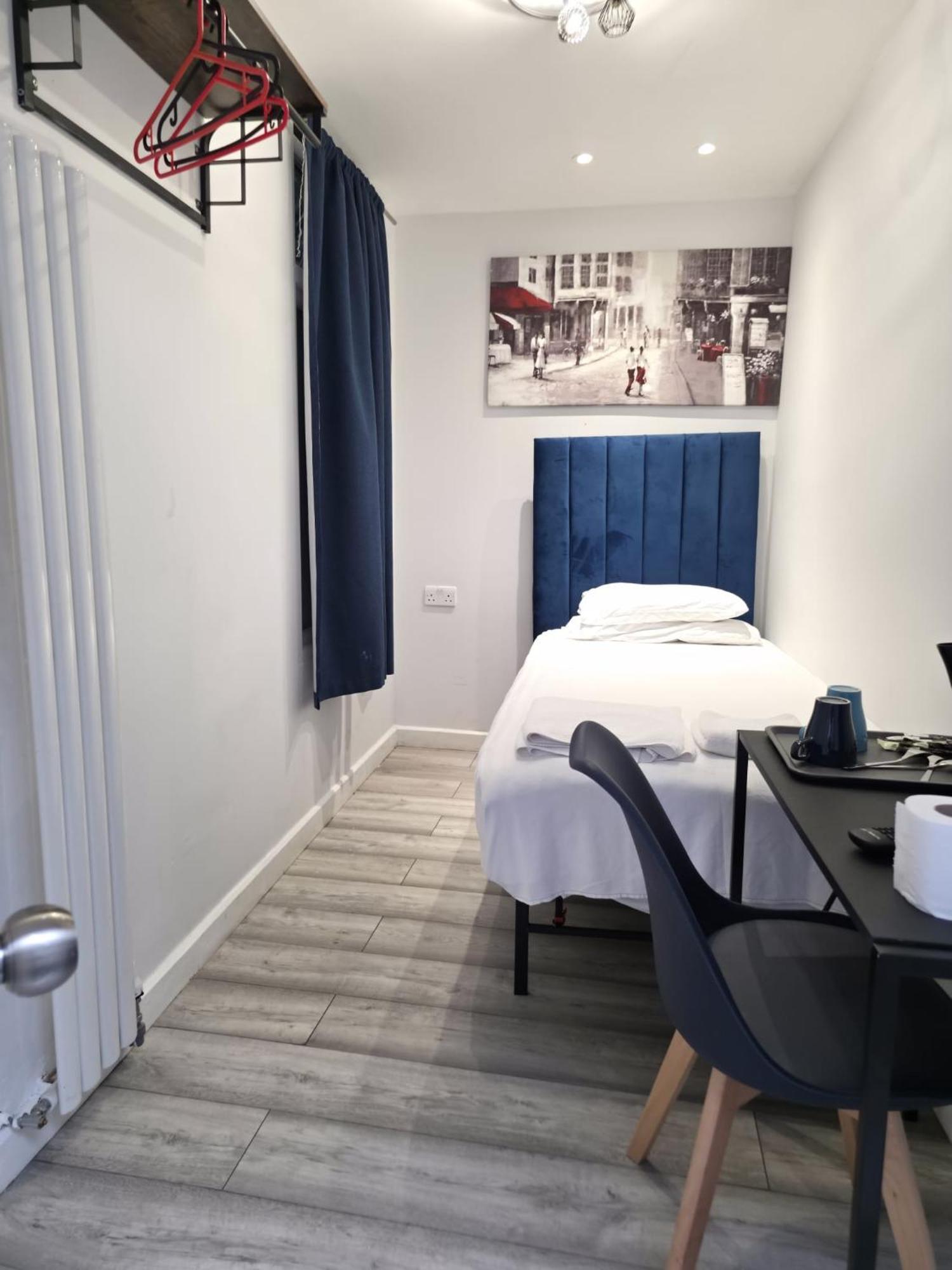 Deluxe Single Room