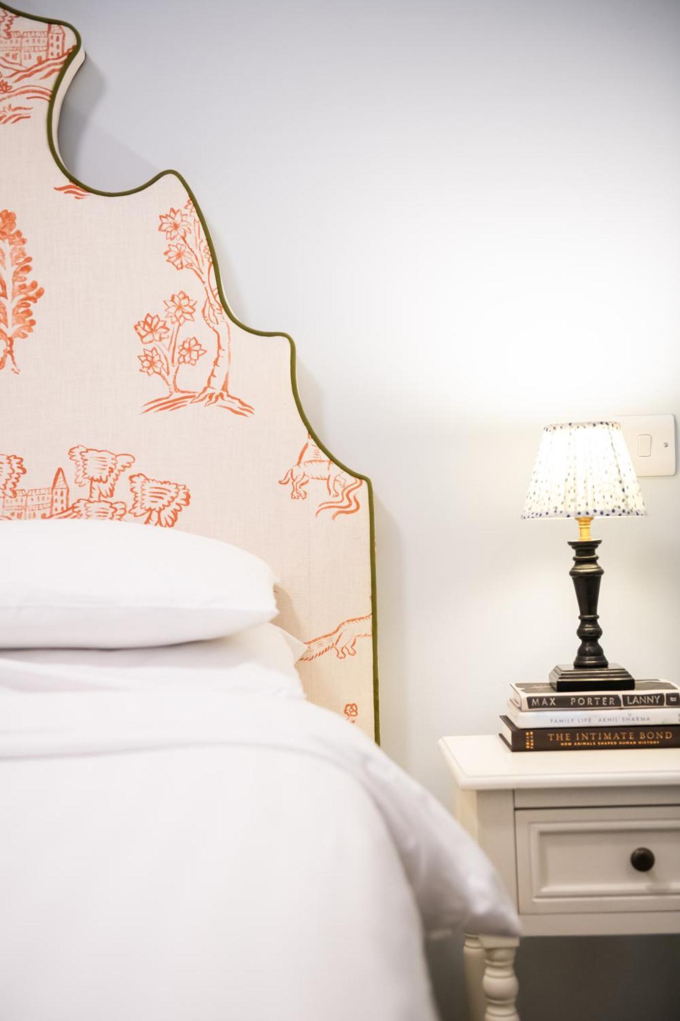 Americana Twin Room