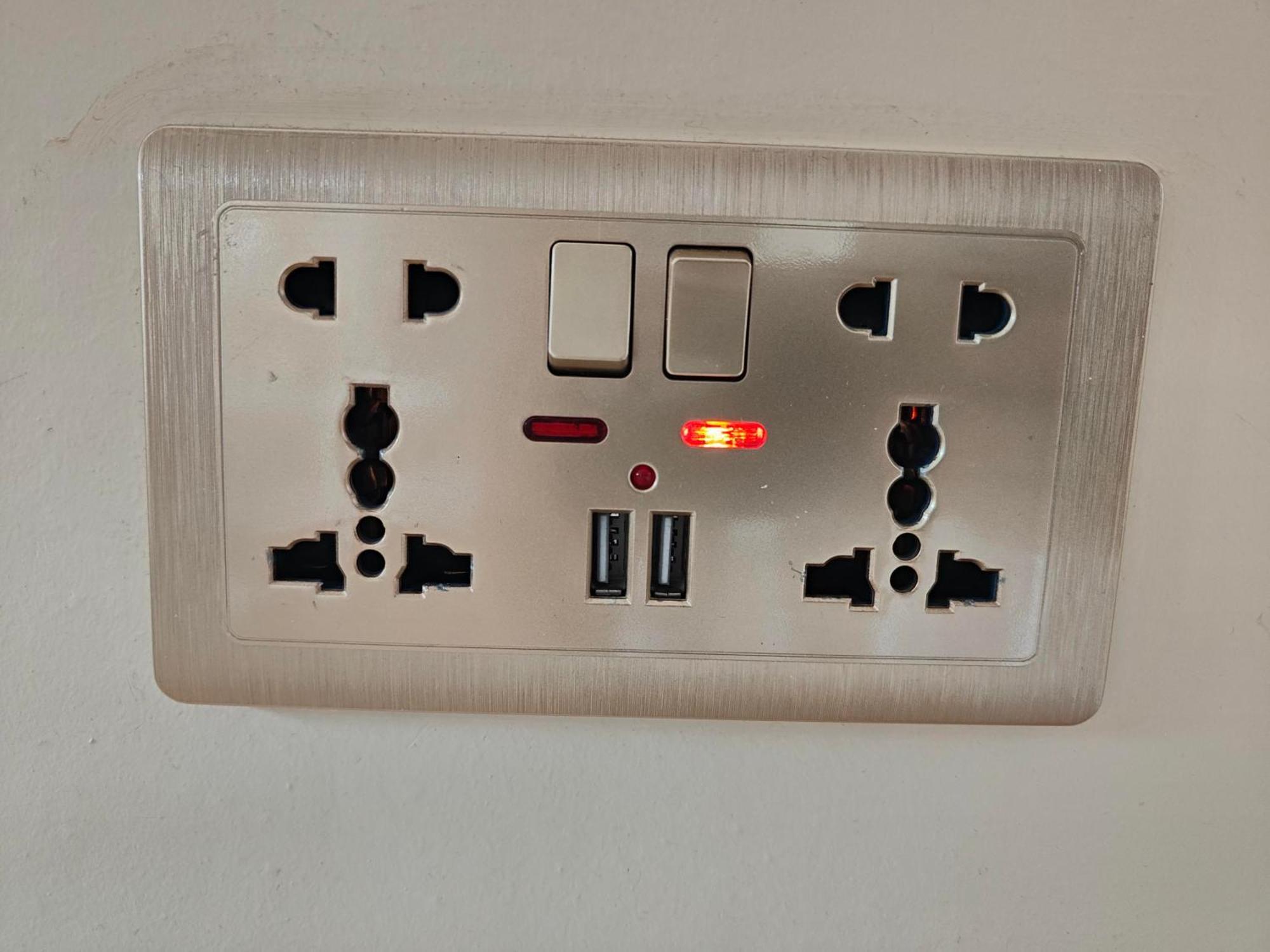 Single Room Bathroom