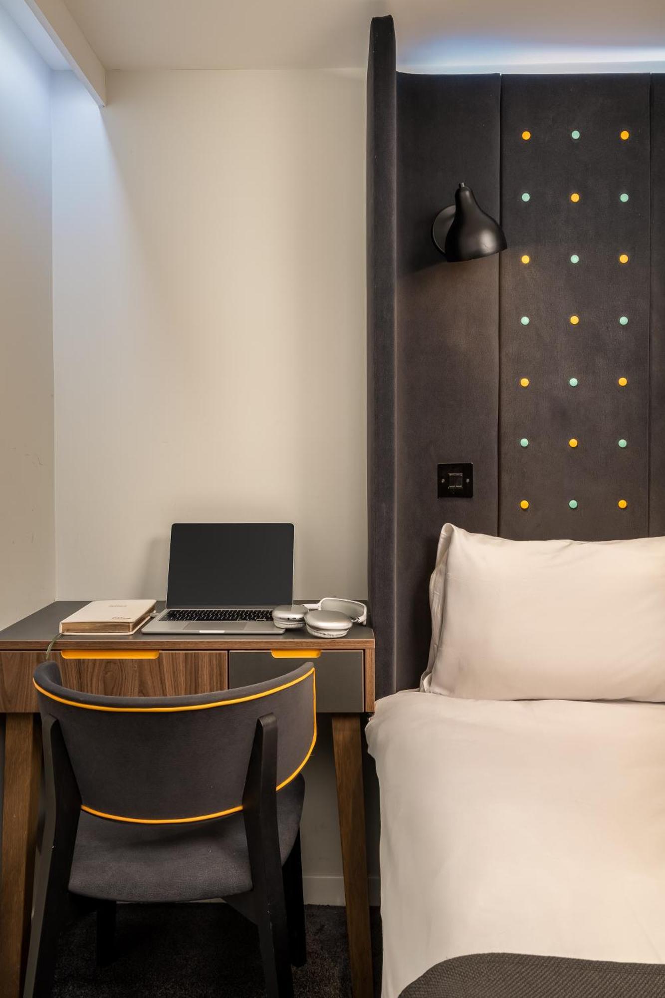 Accessible Twin Room Window