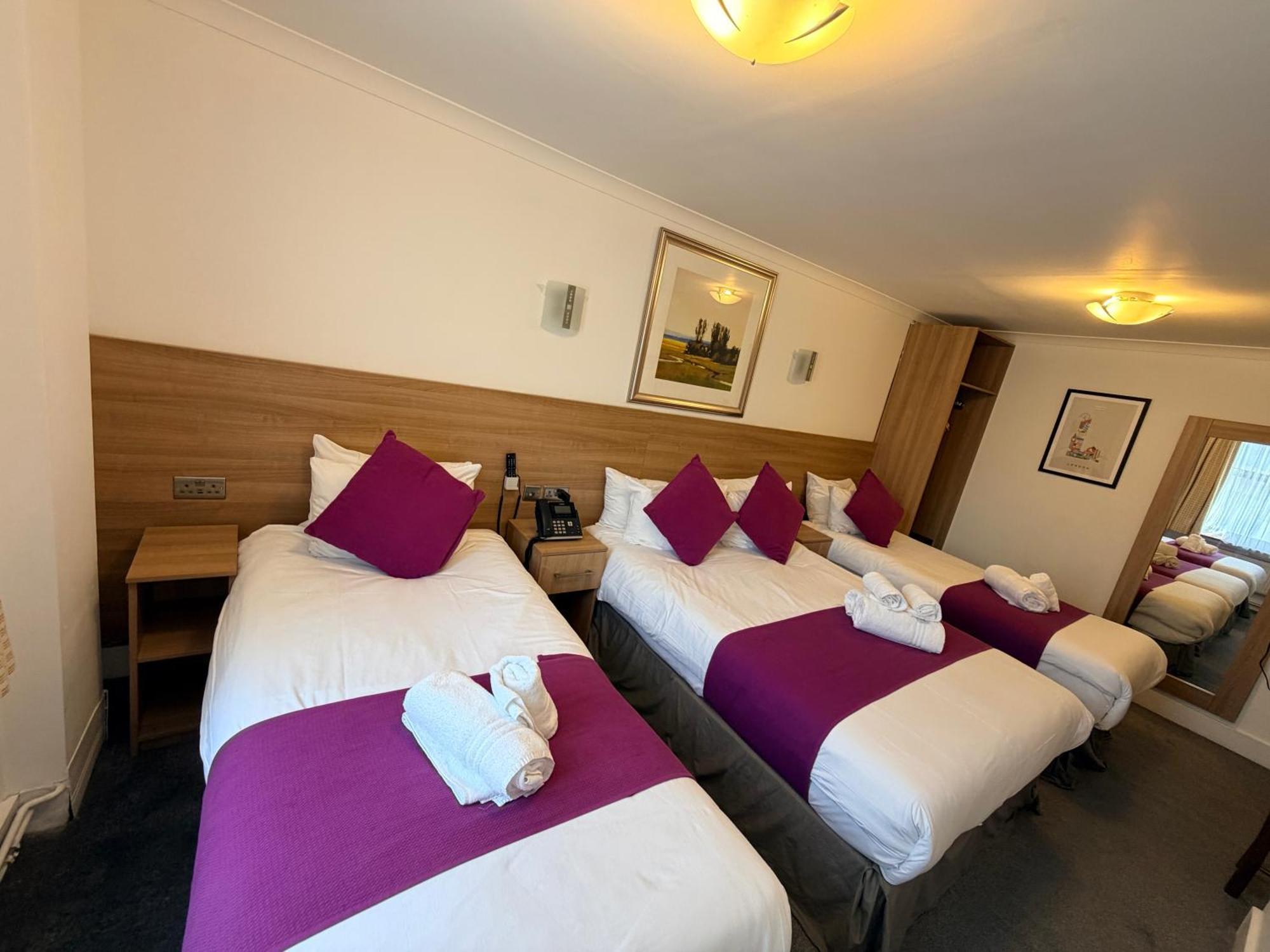 Deluxe Quadruple Room
