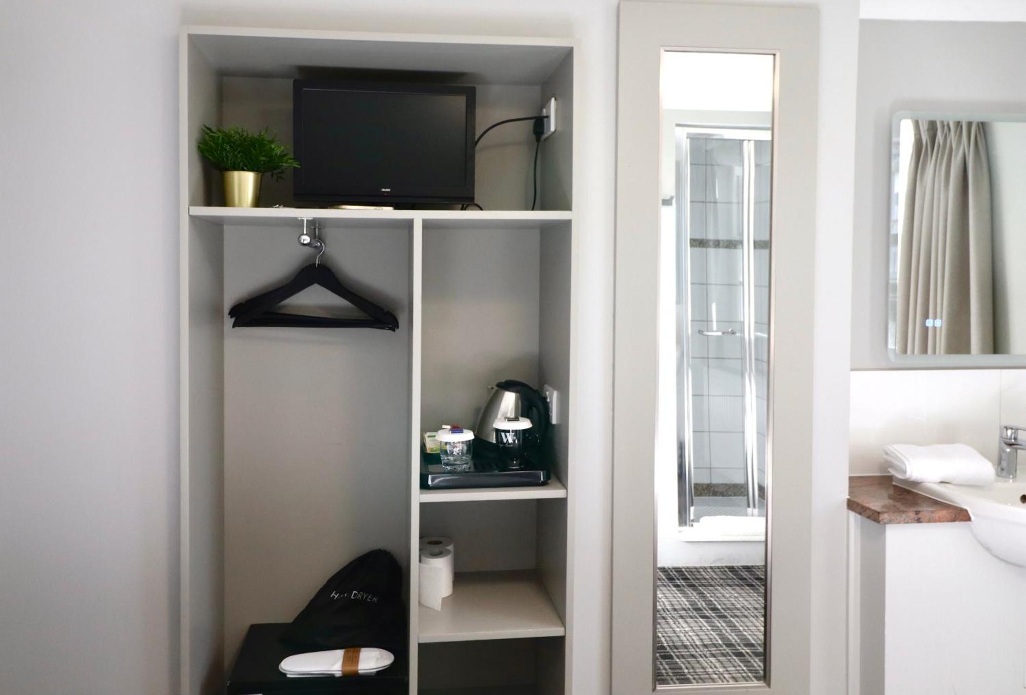 Single Room Shared Toilet