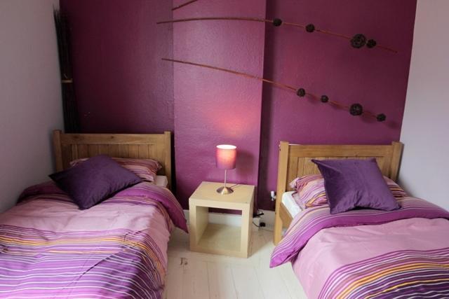 Standard Twin Room with Shared Bathroom