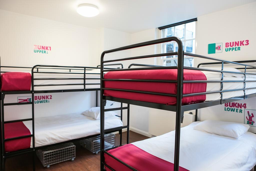 Bunk Bed 6-Bed Female Dormitory Room En-suite Bathroom