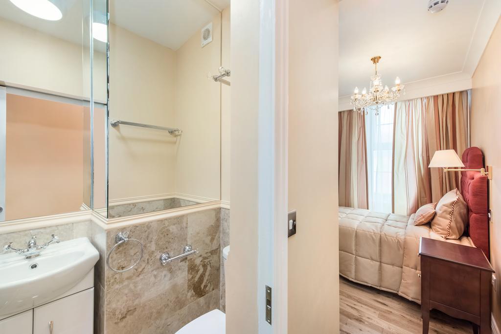 Single Room Shower