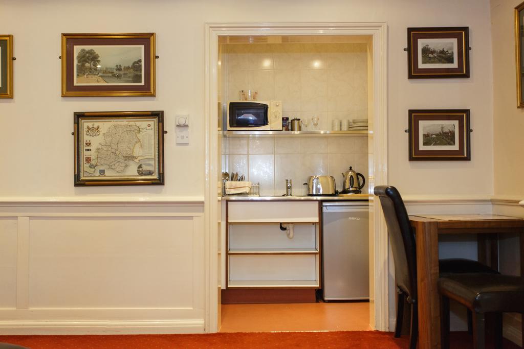 One-Bedroom Apartment,434283810:JPEG