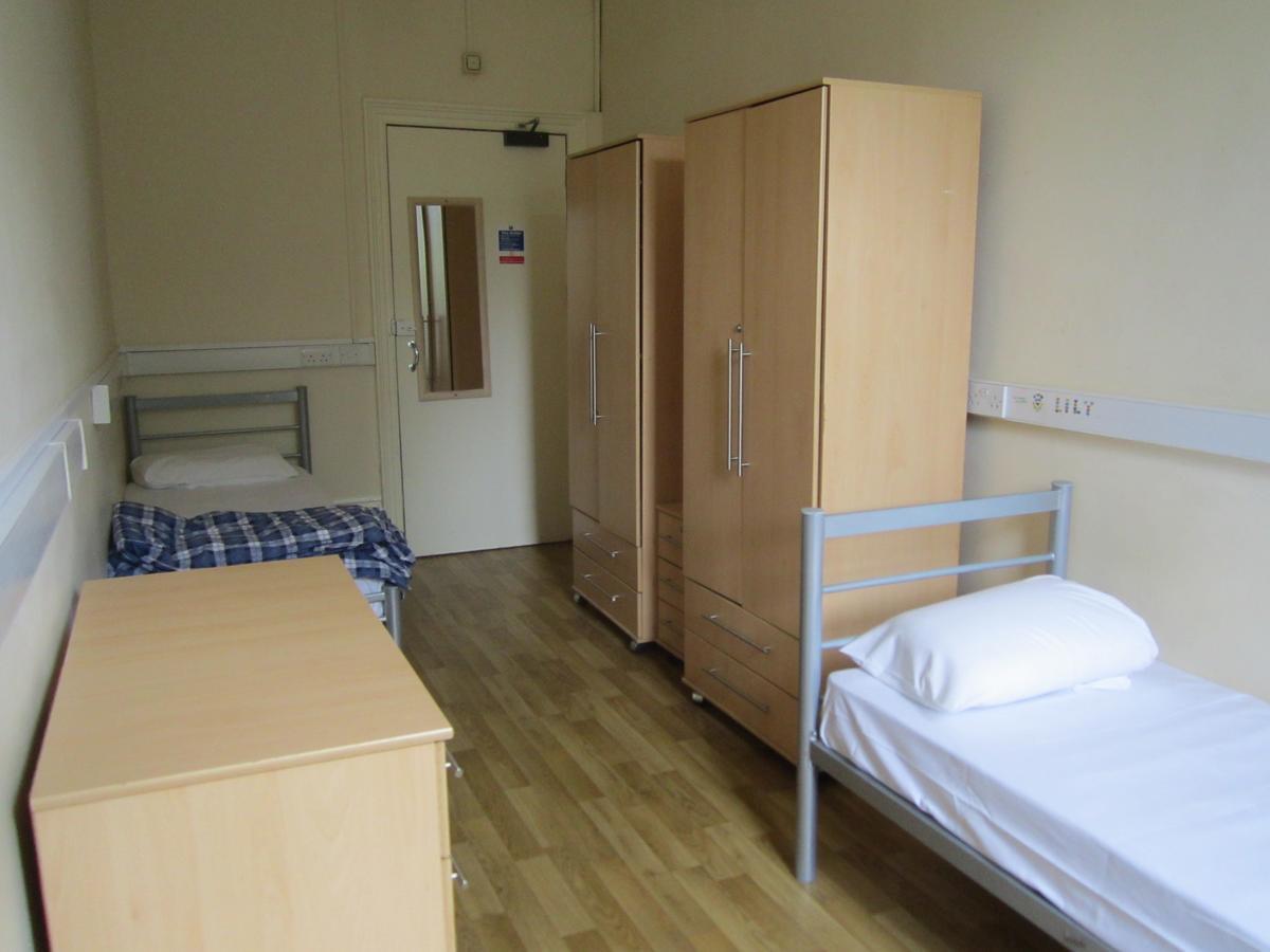 Standard Twin Room with Shared Bathroom