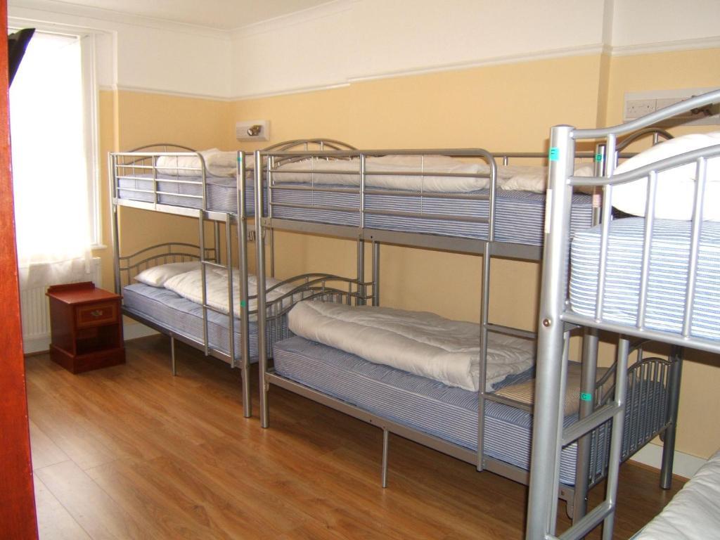 Family Room with Private Bathroom,188536883:JPEG